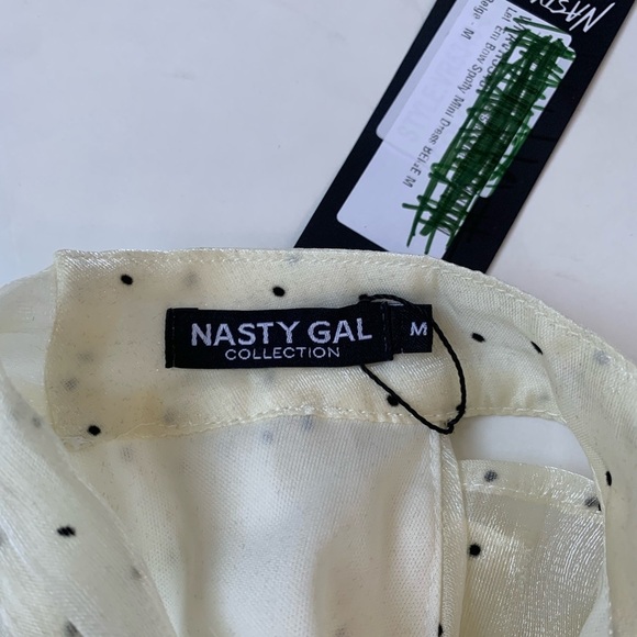 NWT Nasty Gal Let Em Bow Spotty mini dress high neck bow keyhole back size M - Picture 10 of 10